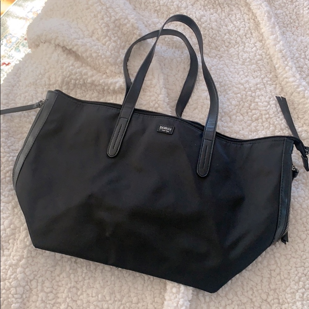 Black Tote || Botkier